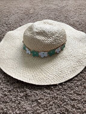 Janie and Jack Cream Straw Sun Hat with Green & White Flower Trim
